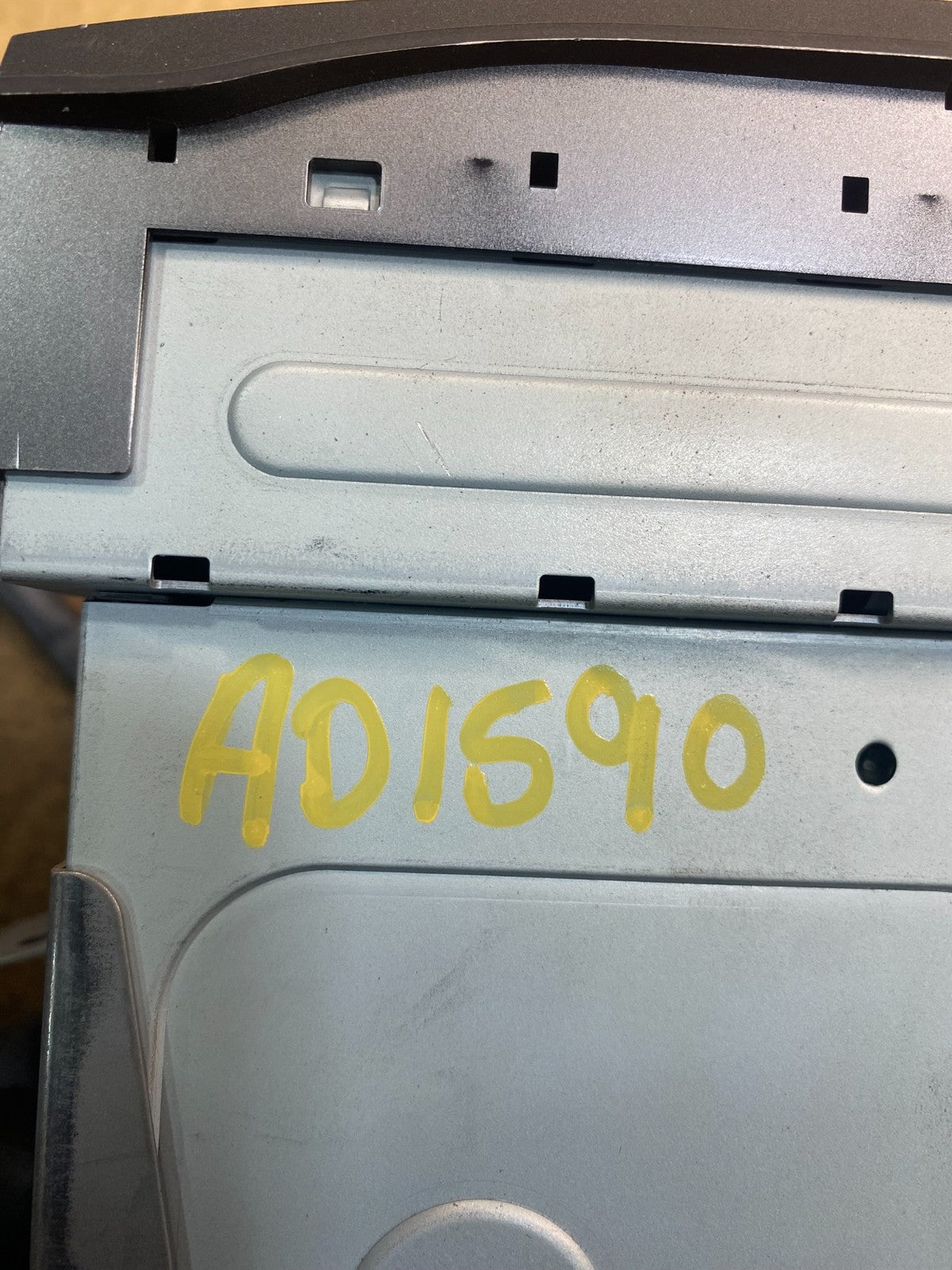 2010 to 2012 Subaru Legacy AM FM CD MP3 Radio Player AD1590 DW7