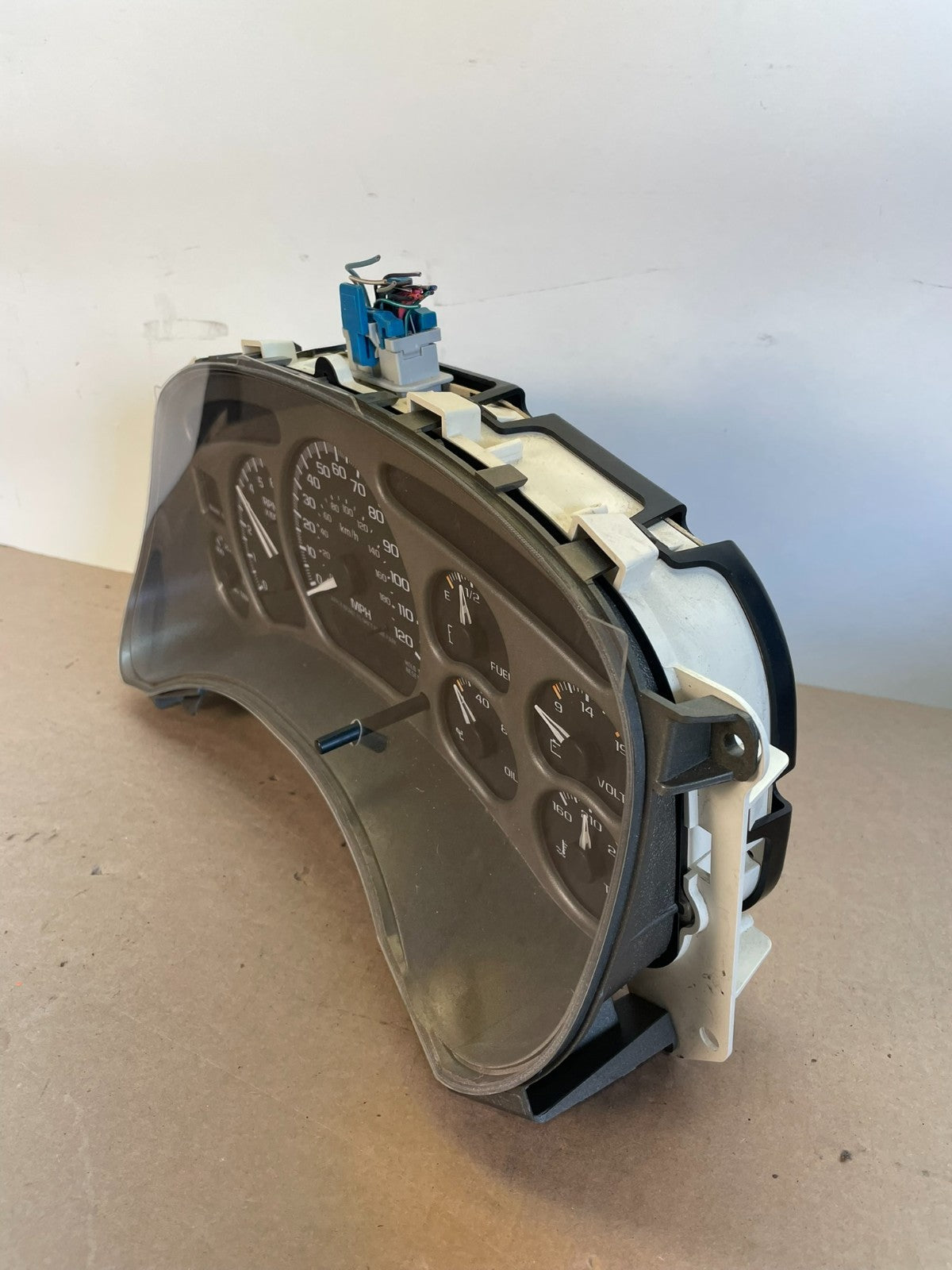 1999 to 2002 Chevrolet Silverado Sierra Cluster Gauge Speedometer ECM AG1033 DG2