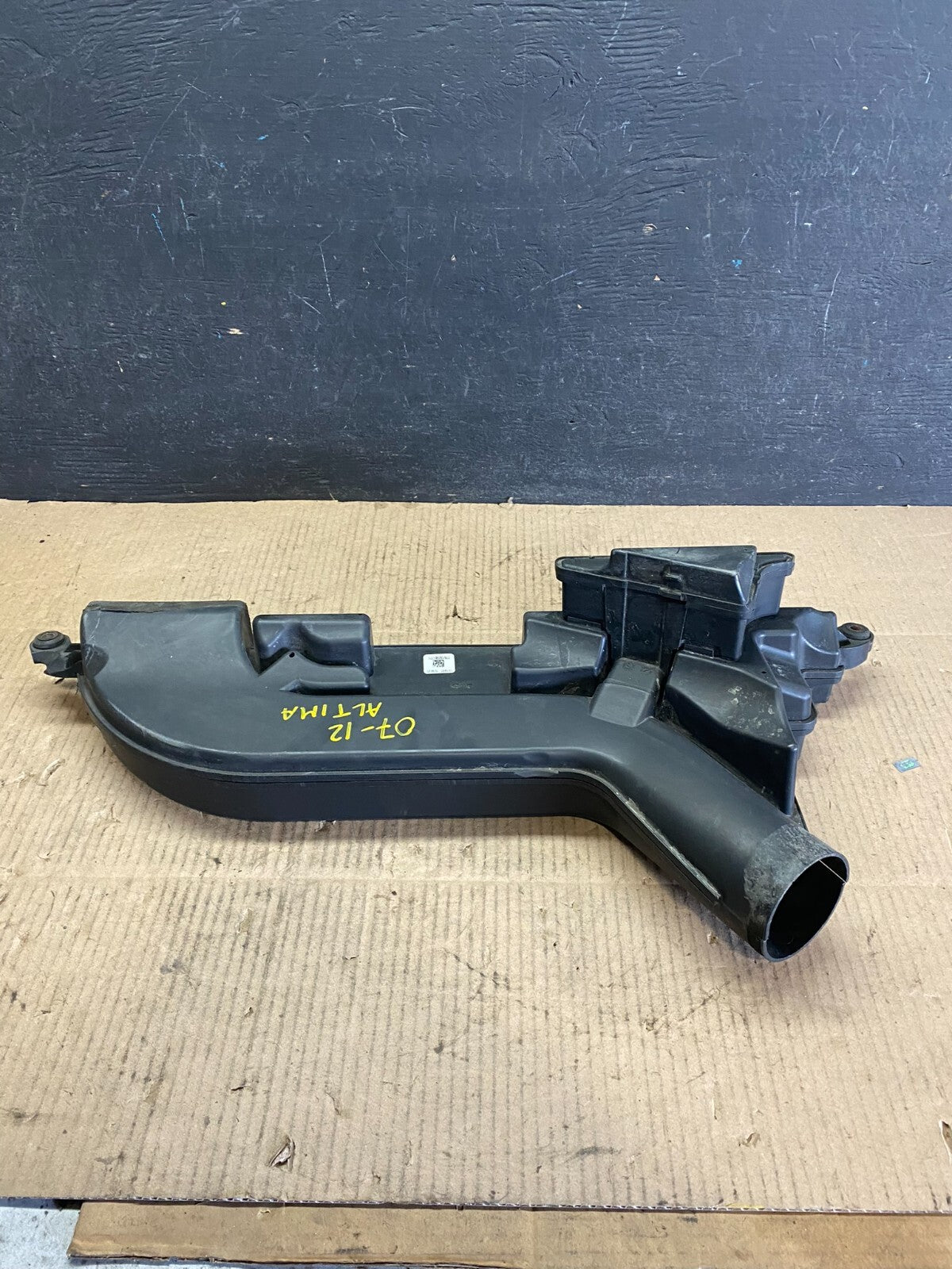 2007 to 2013 Nissan Altima 2.5L Air Duct Tube Resonator 16554-JA000 OEM i3404 DG3