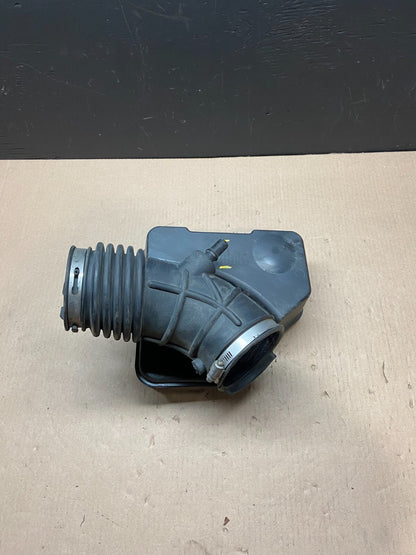2007 to 2010 Lincoln MKX 3.7L Air Cleaner Box Resonator OEM D5005 DG14