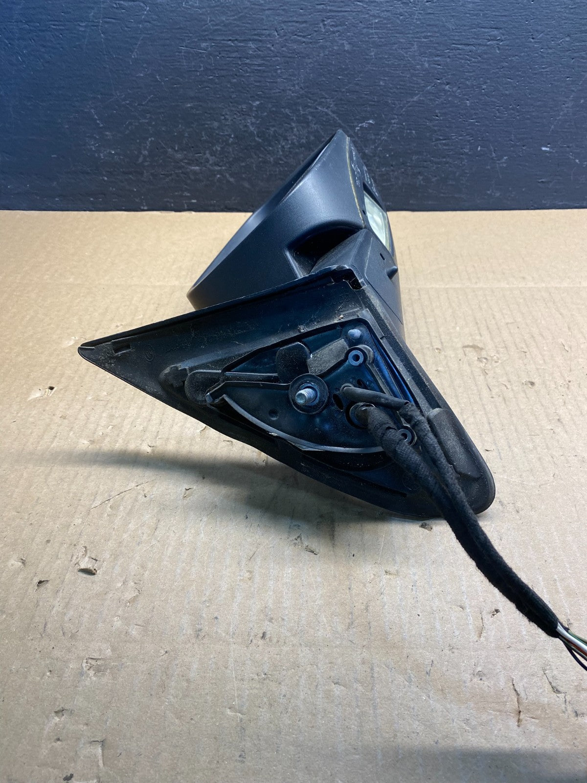 2004 - 2005 Volvo XC70 V70  Right Passenger RH Side View Door Mirror AC2512 MS4