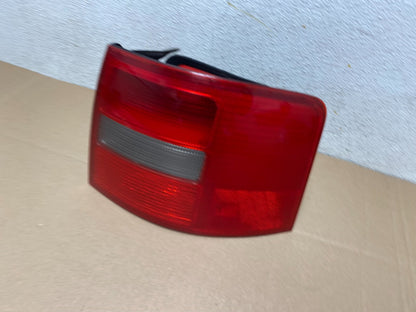 1999-2001 Audi A6 Wagon Oem Right Passenger Rh Side Tail Light Oem J8272 DW1