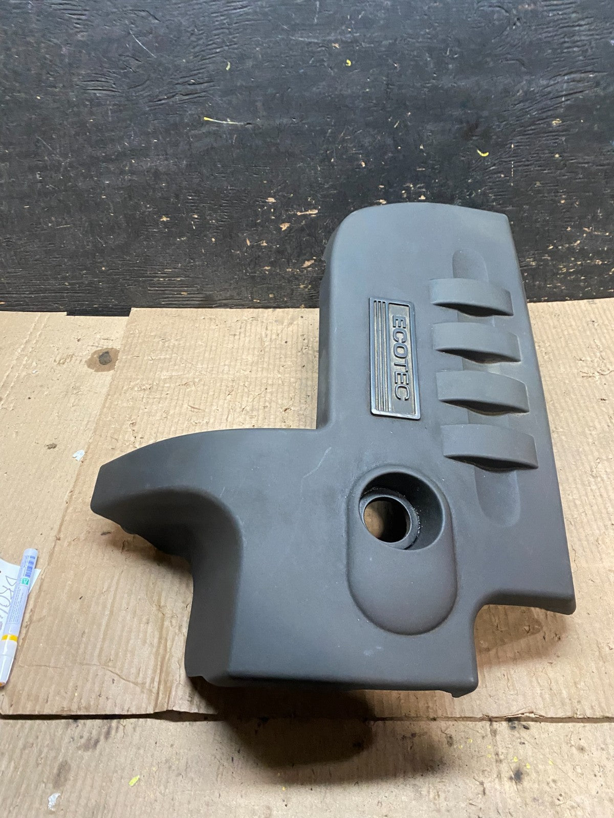 2005 Saturn Ion Engine Cover OEM X0143 DG3