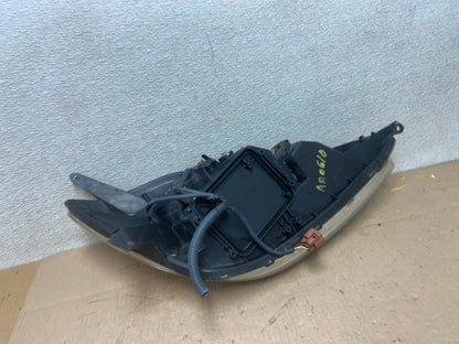 2004-2005 Toyota Sienna Left Driver LH Side Halogen Headlight AA0610 DW7