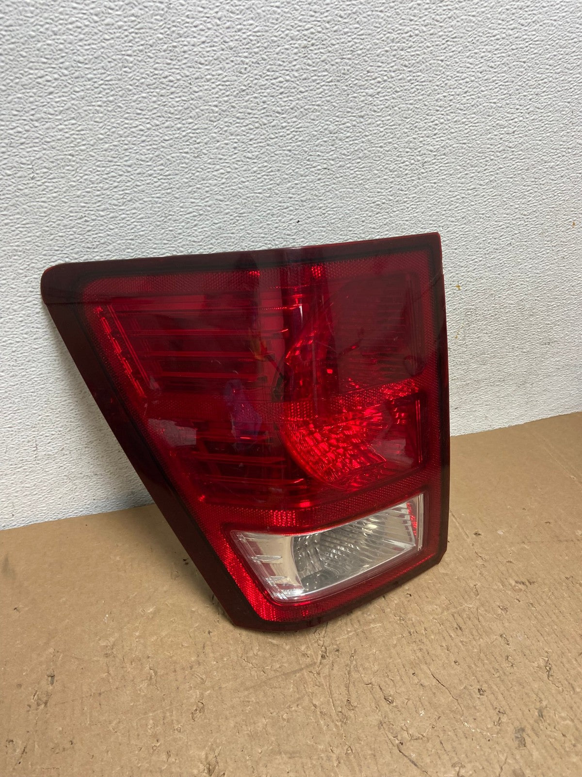 2007 2008 2009 2010 Jeep Grand Cherokee Left Driver Lh Tail Light AD8205 LK2