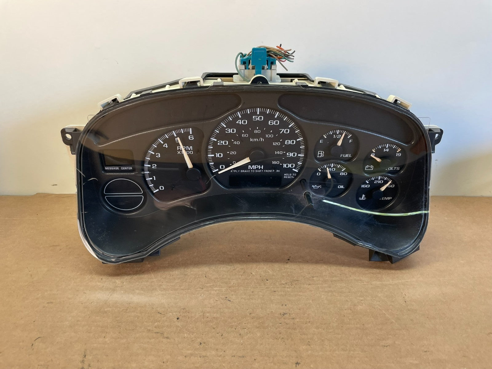 2002 GMC Yukon Speedometer Cluster Gauge ag0765 DG0