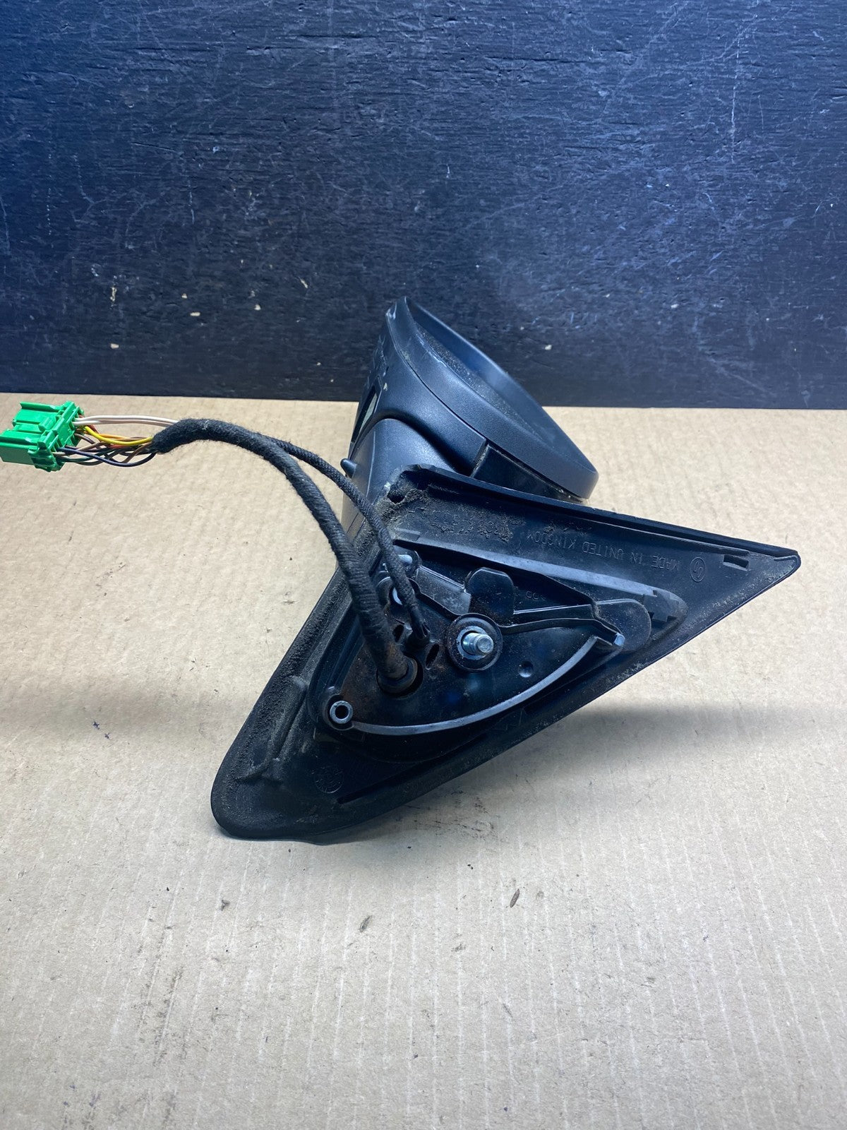 2004 - 2006 Volvo S60 Left Driver LH Front Door View Mirror AG6184 DG4