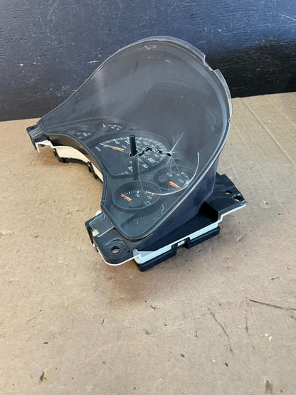2004 to 2007 Chevrolet Express Speedometer Cluster Gauge ad0382 DG2