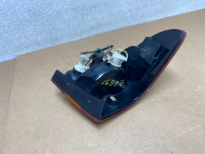 2000-2002 Saturn SL S-Series Right Passenger RH Side Tail Light OEM Z6651 DW4
