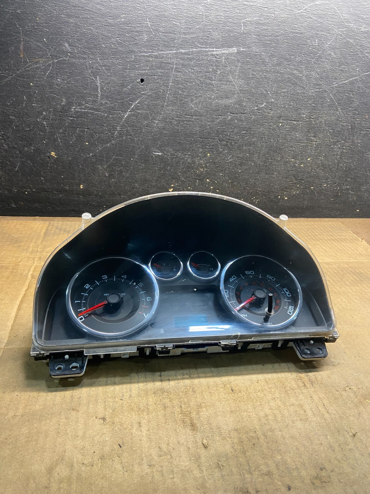 2008 - 2010 Ford Edge Gauge Speedometer Cluster OEM y4542 DG0