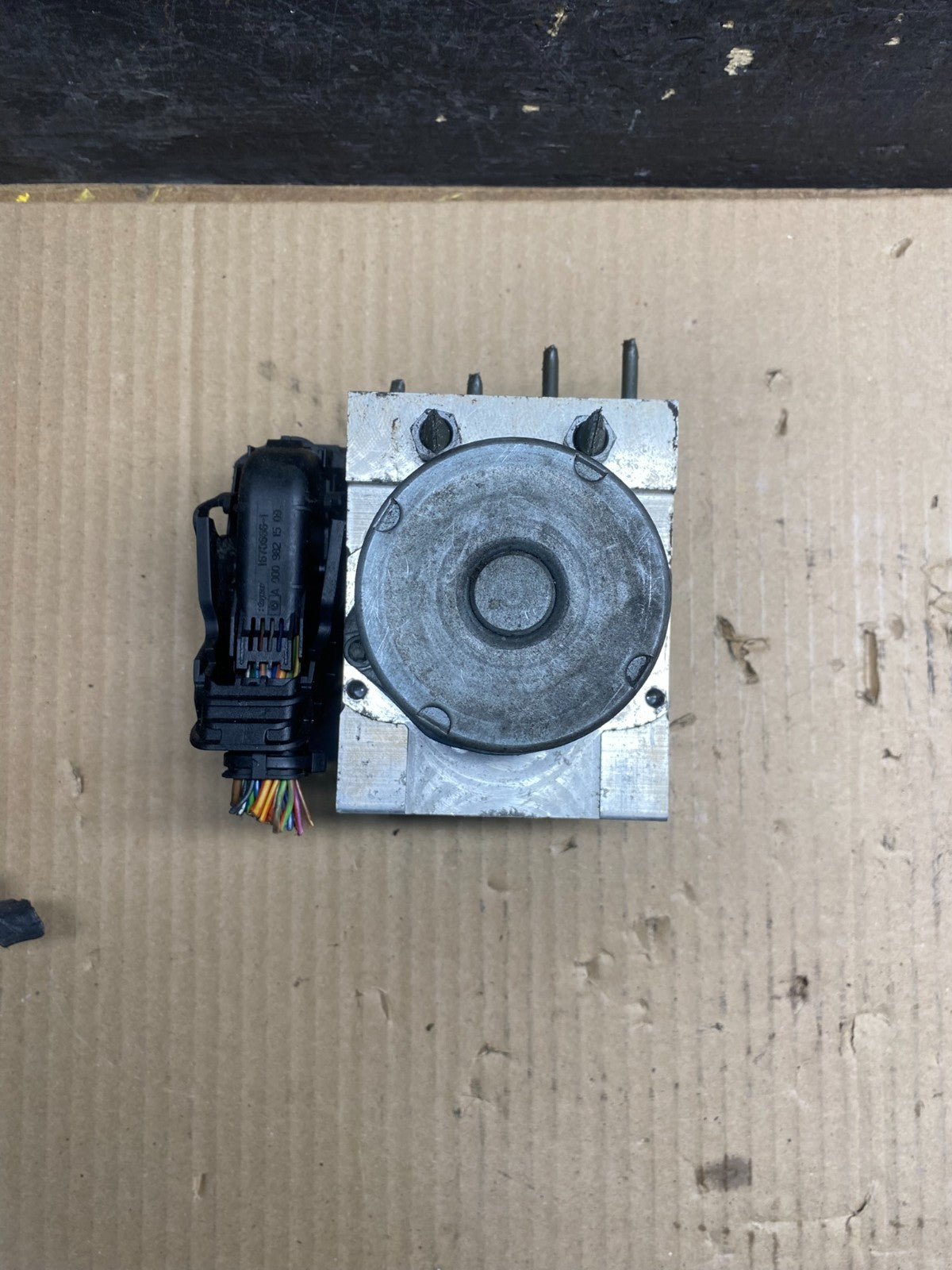 2010-2013 Mercedes W212 E350 E550 ABS Anti Lock Brake Pump Module AJ0253 DG5