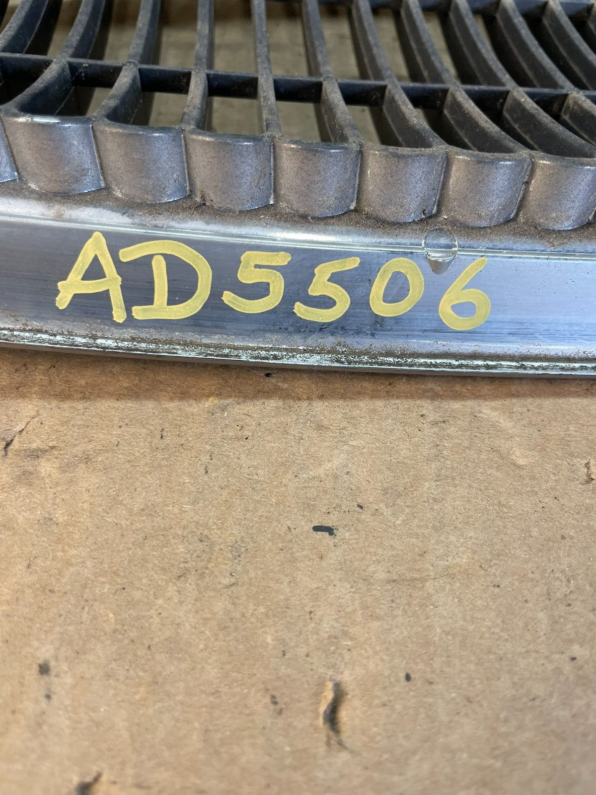 2000 to 2005 Buick Lesabre Front Chrome Upper Grill Grille AD5506 DG5