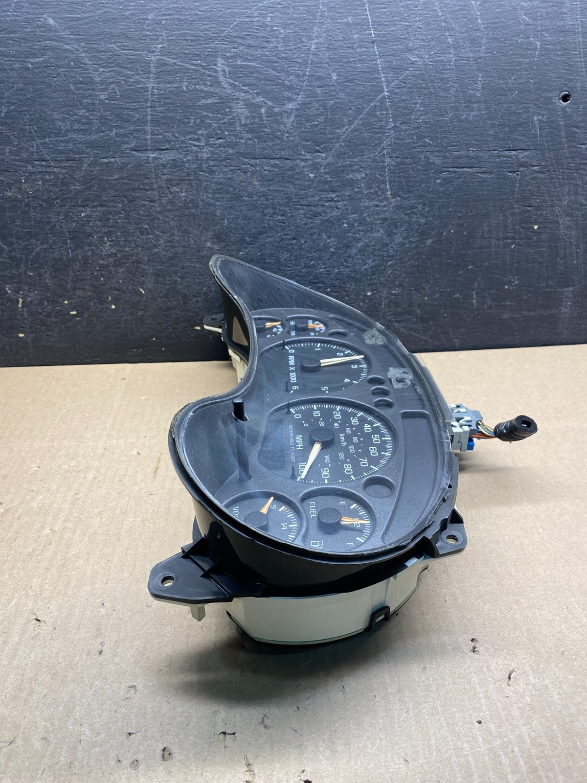2001 to 2004 Chevrolet S10 Blazer Speedometer Instrument Gauge Cluster AG9366 DG2