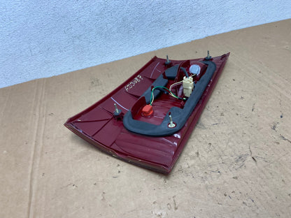 2004-2005 Toyota Sienna Right Passenger RH Side Inner Tail Light AD3087 LK7