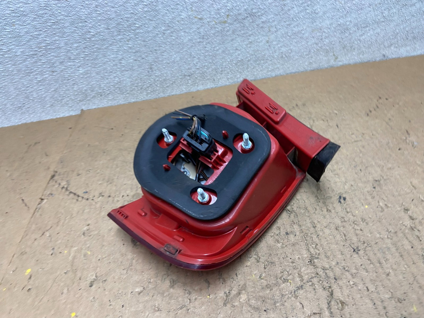 2006 to 2010 Volkswagen Passat Sedan Left Driver Side Tail Light OEM AA0224 DW4