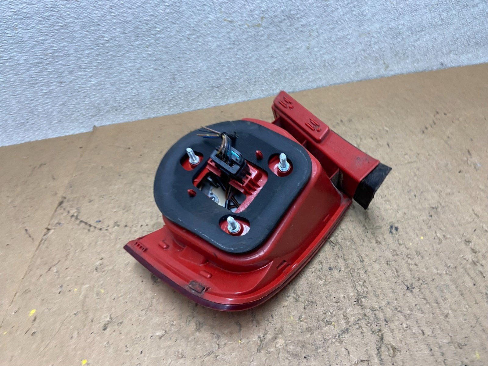2006 to 2010 Volkswagen Passat Sedan Left Driver Side Tail Light OEM AA0224 DW4
