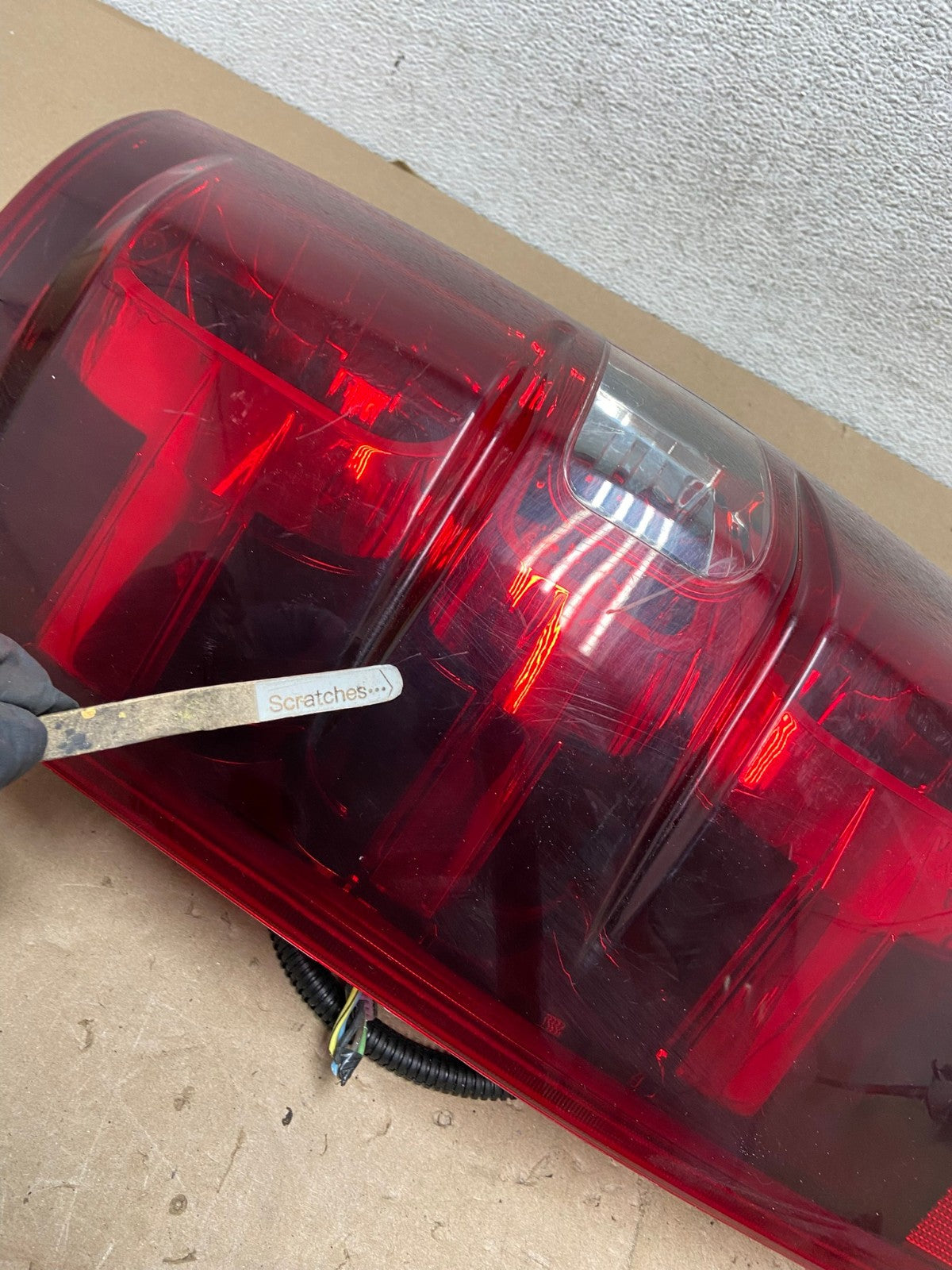 2008-2014 Chevrolet Tahoe Suburban Driver Lh Left Side Tail Light AG5586 LK3
