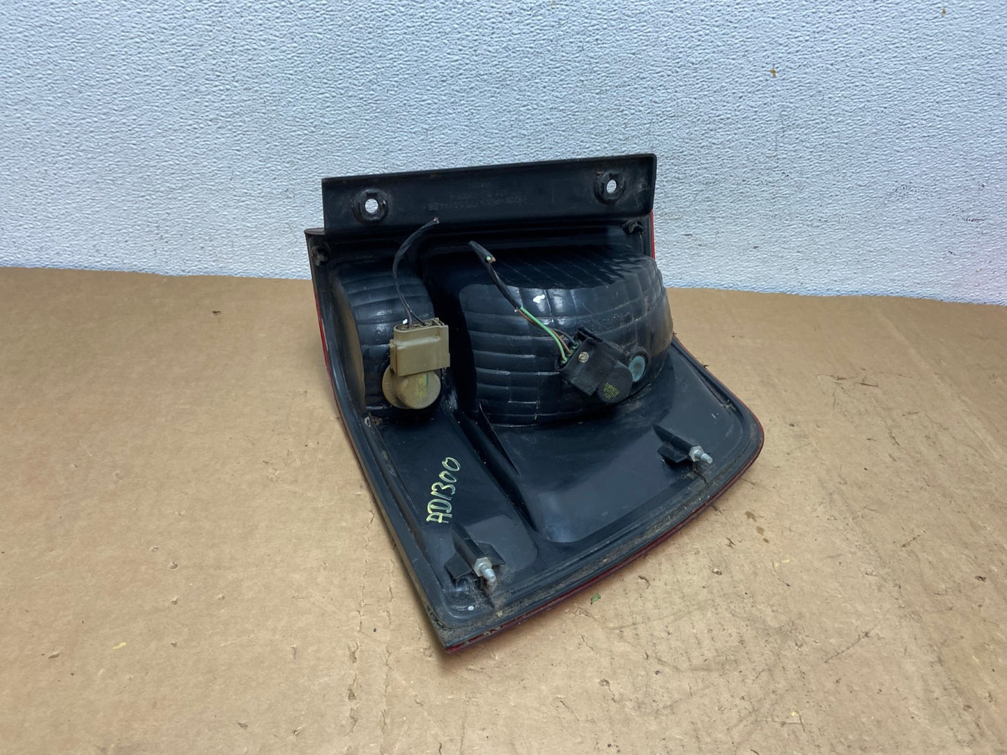 2003 2004 2005 2006 Ford Expedition Left Driver Lh Tail light AD1300 LK5
