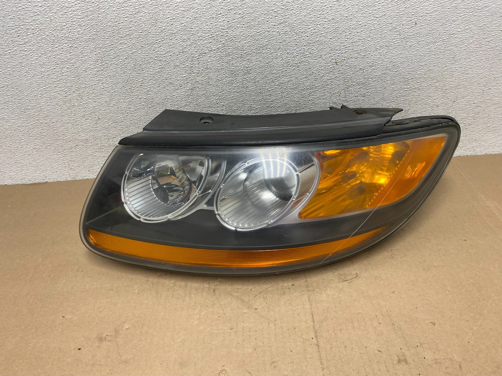 2007 2008 2009 Hyundai Santa Fe Left Driver LH Halogen Headlight AG4557 DW0