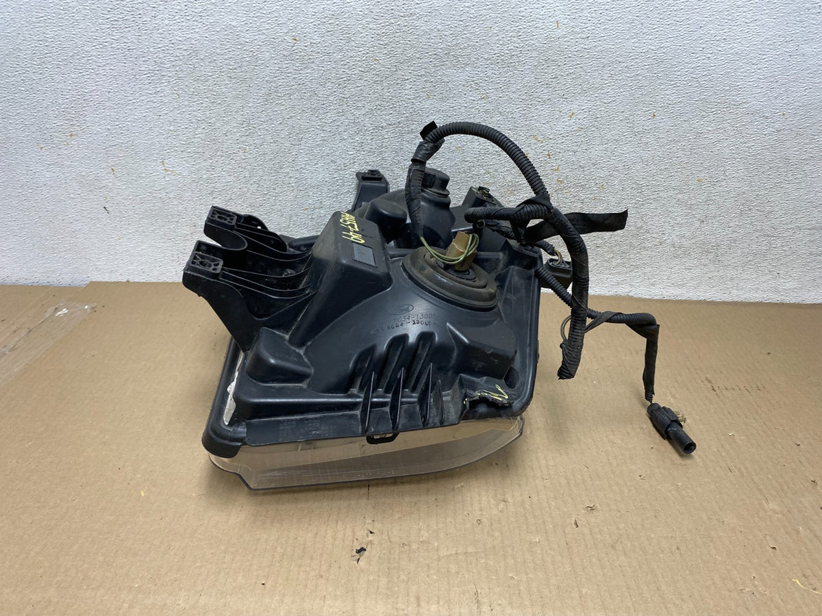 2008 to 2010 Ford F250 Super Duty Right Passenger RH Side Headlight AH5749 DW10