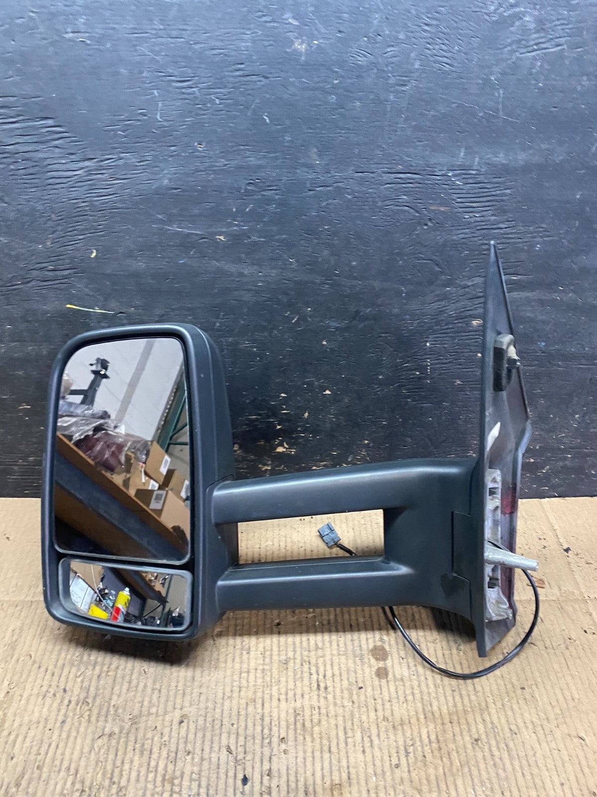 2007 to 2018 Mercedes-Benz Sprinter Left Driver Side View Door Mirror T6702 DG10