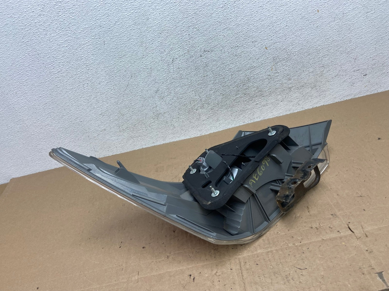 2008 to 2012 Honda Accord Sedan Tail light Right Passenger RH Side AE6098 LK6