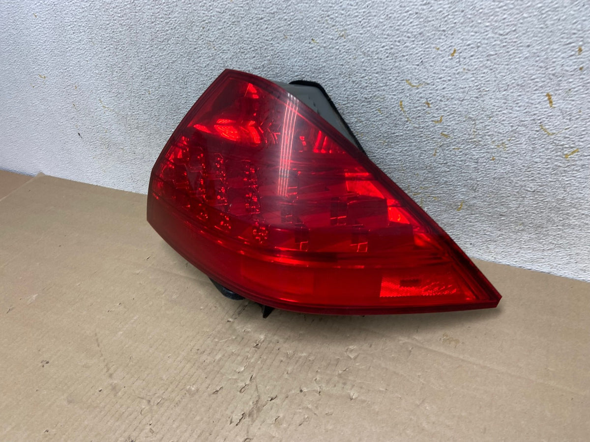 2006 - 2007 Honda Accord Right Passenger Side Tail light AI2184 LK1
