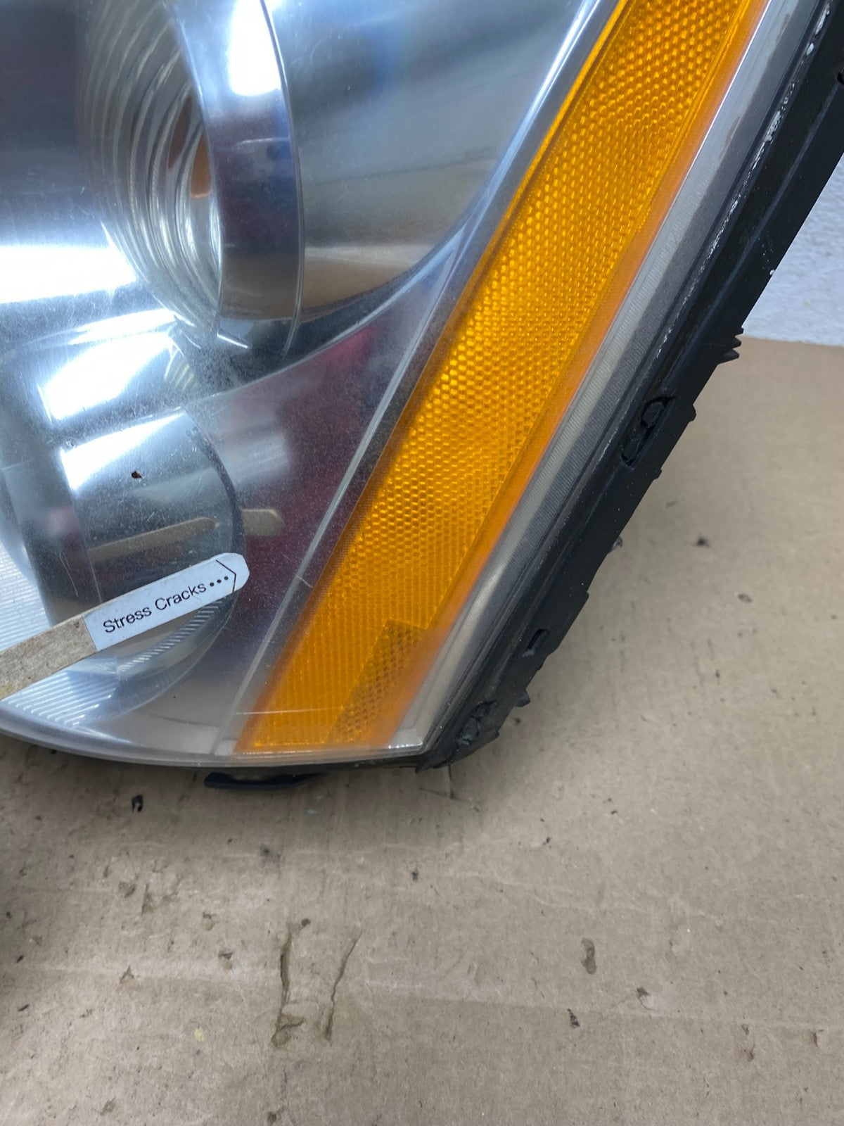 2006 to 2011 Cadillac DTS Left Driver Lh Xenon Hid Headlight AE6501 DW4