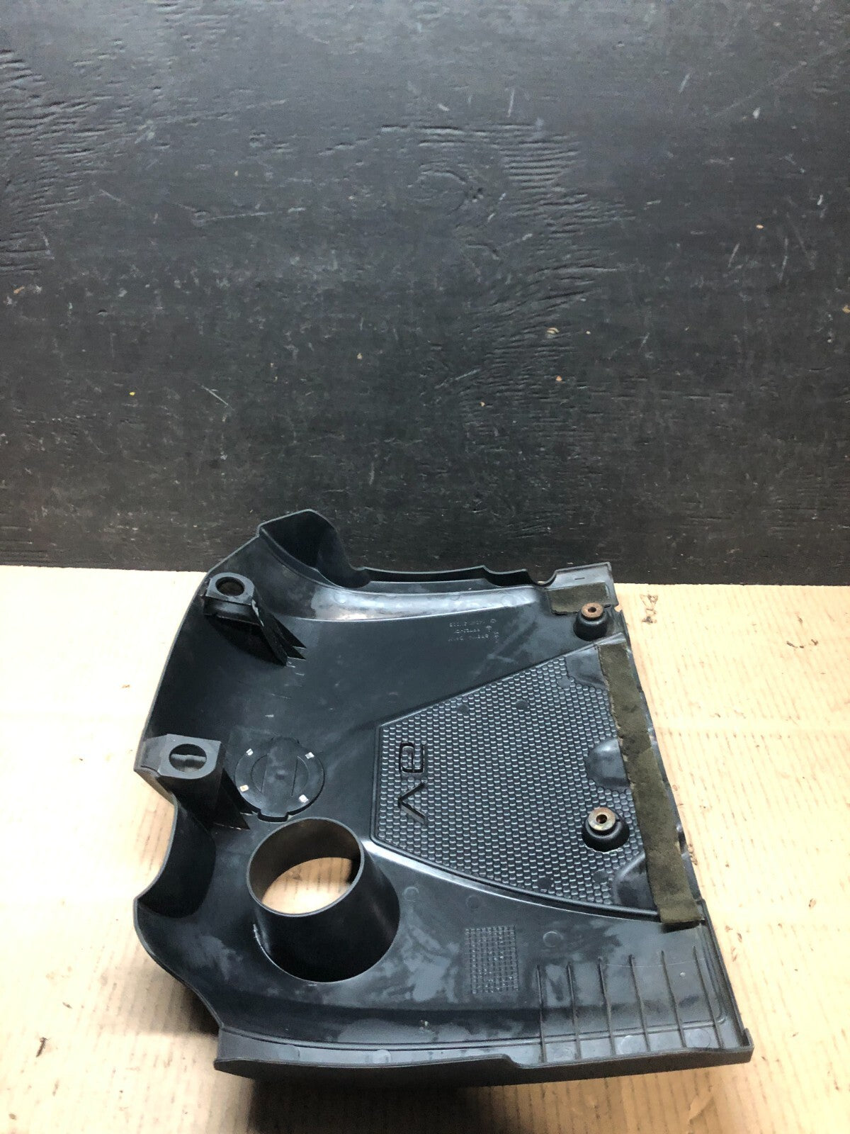2009 to 2014 Nissan Maxima 3.5L Engine Cover G5929 OEM DG17