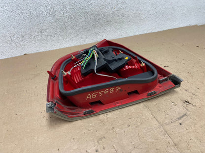 2004 - 2006 Volvo S80 Right Passenger RH Side Tail Light AG5687 LK5