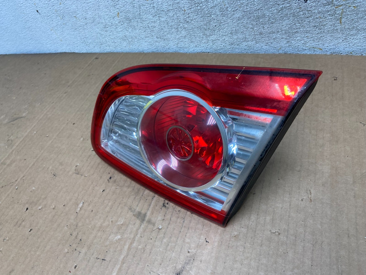 2010 2011 2012 Hyundai Santa Fe Right Passenger Tail Light Inner AI8494 LK1