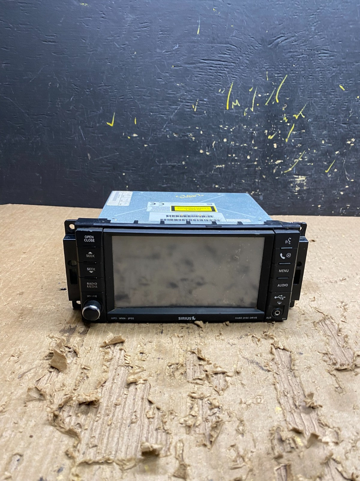 2008 2013 Jeep Dodge Chrysler Screen Display CD Player Satellite Radio AA8172 DG0