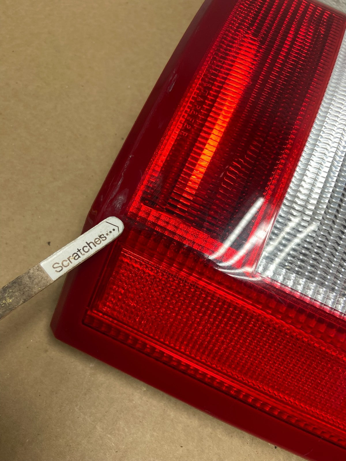 2005 - 2009 Land Rover LR3 Right Passenger Side Tail Light af7357 DG3