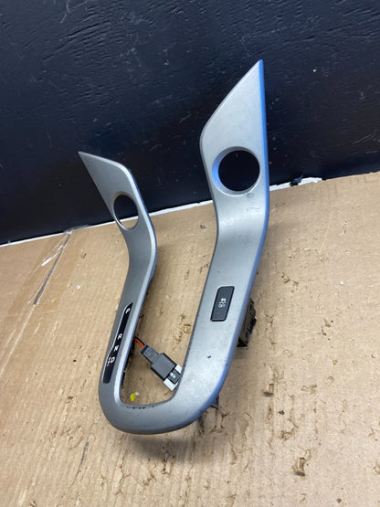 2011 to 2015 Chevrolet Cruze Gear Shifter Trim Bezel 95955142 ab5734 DG2