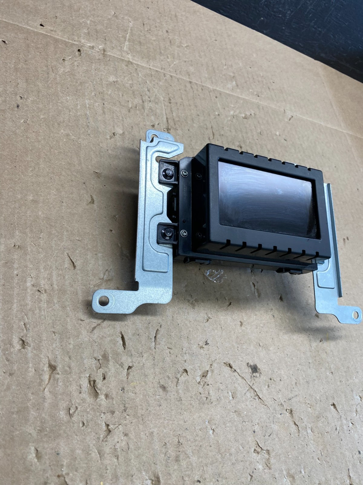 2013 to 2016 Ford Taurus 4.2" Radio Navigation Screen Module AC6316 DG2