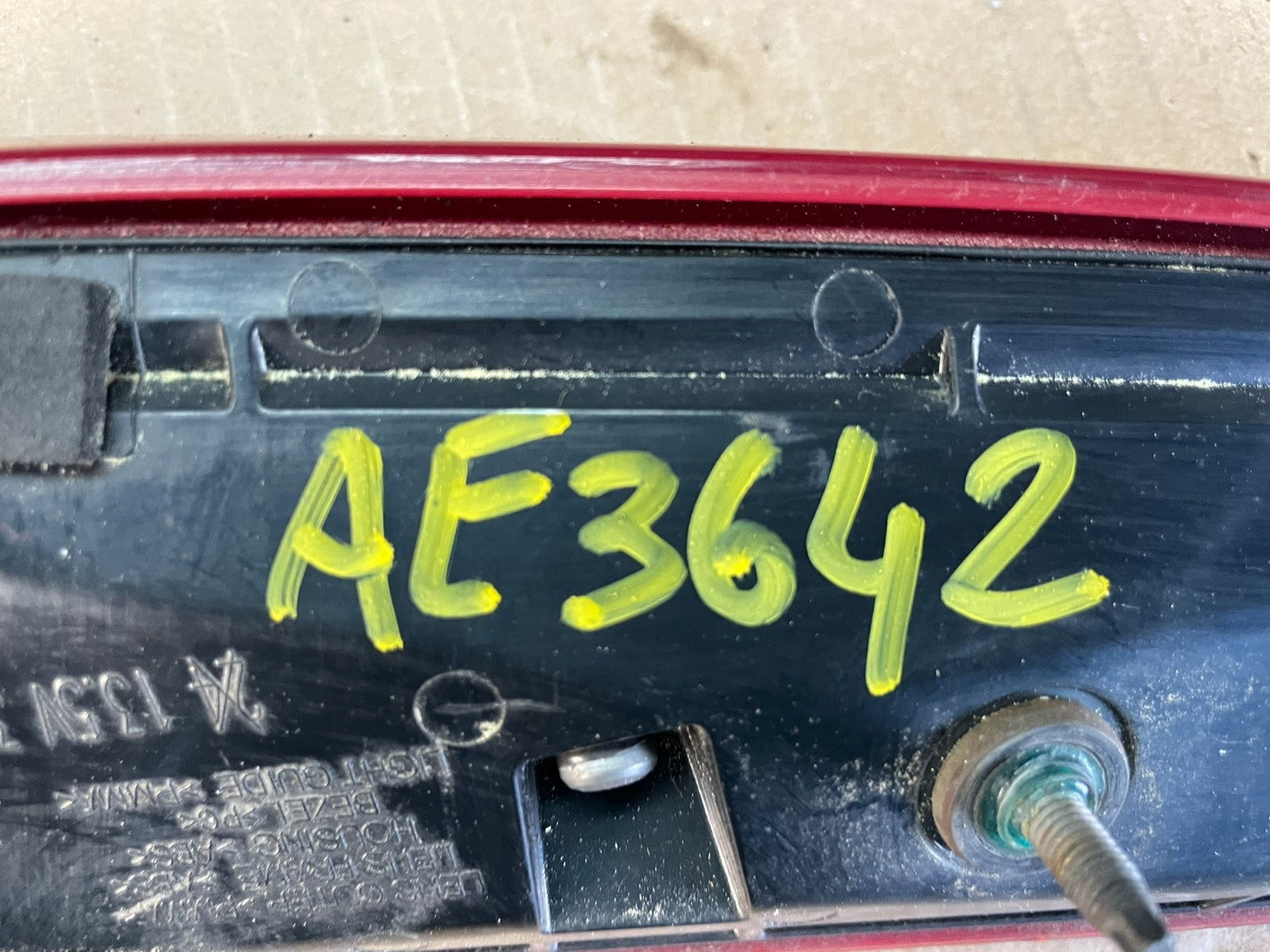 2013 to 2017 Cadillac XTS LED Third 3rd Center Tail Trunk Light AE3642 DG7