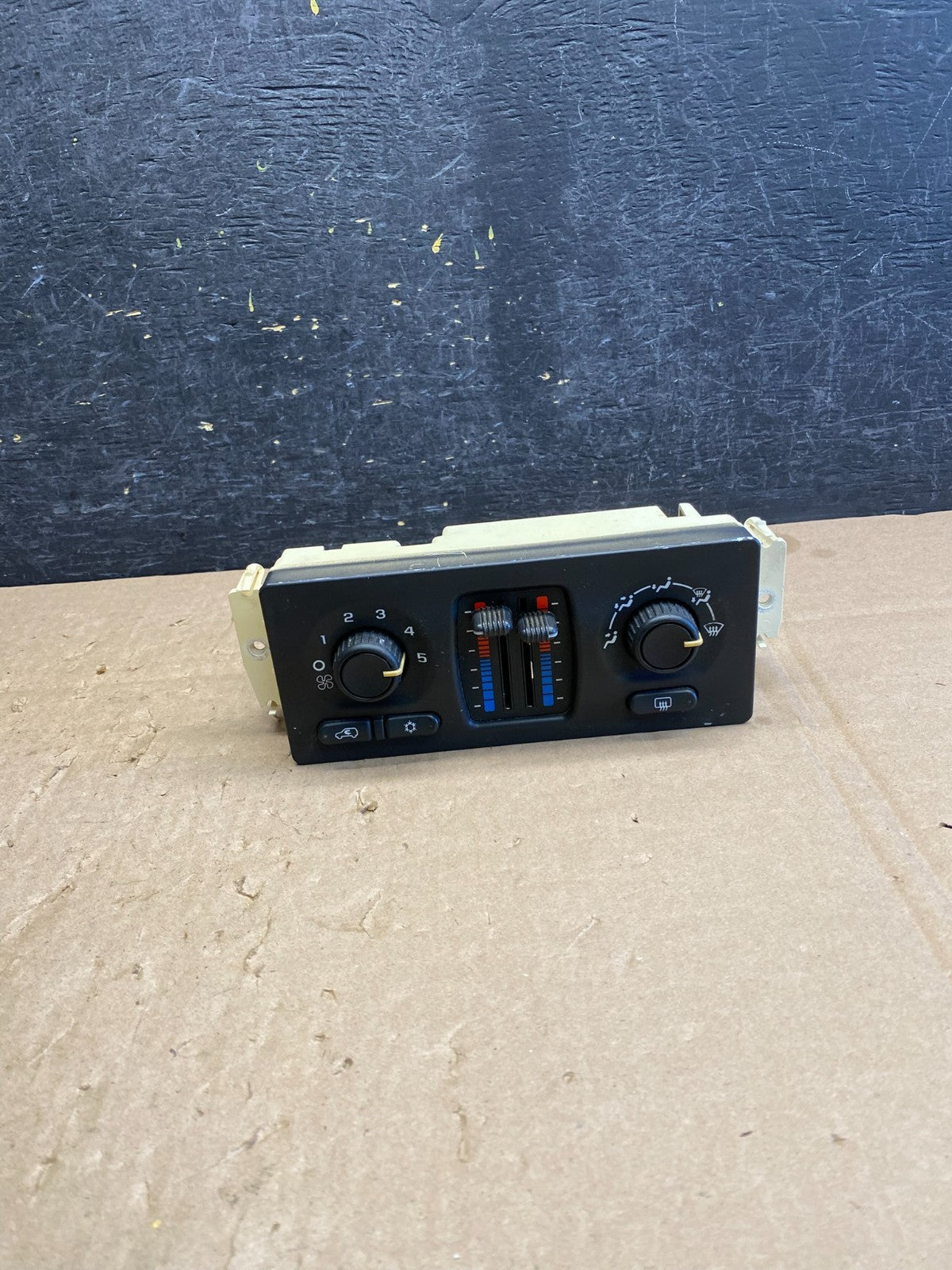 2003 to 2006 Chevrolet Silverado HVAC AC Climate Control AJ1445 DG0