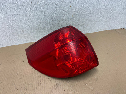 2006 to 2010 Toyota Sienna Left Driver LH Side Tail Light AE7318 LK0