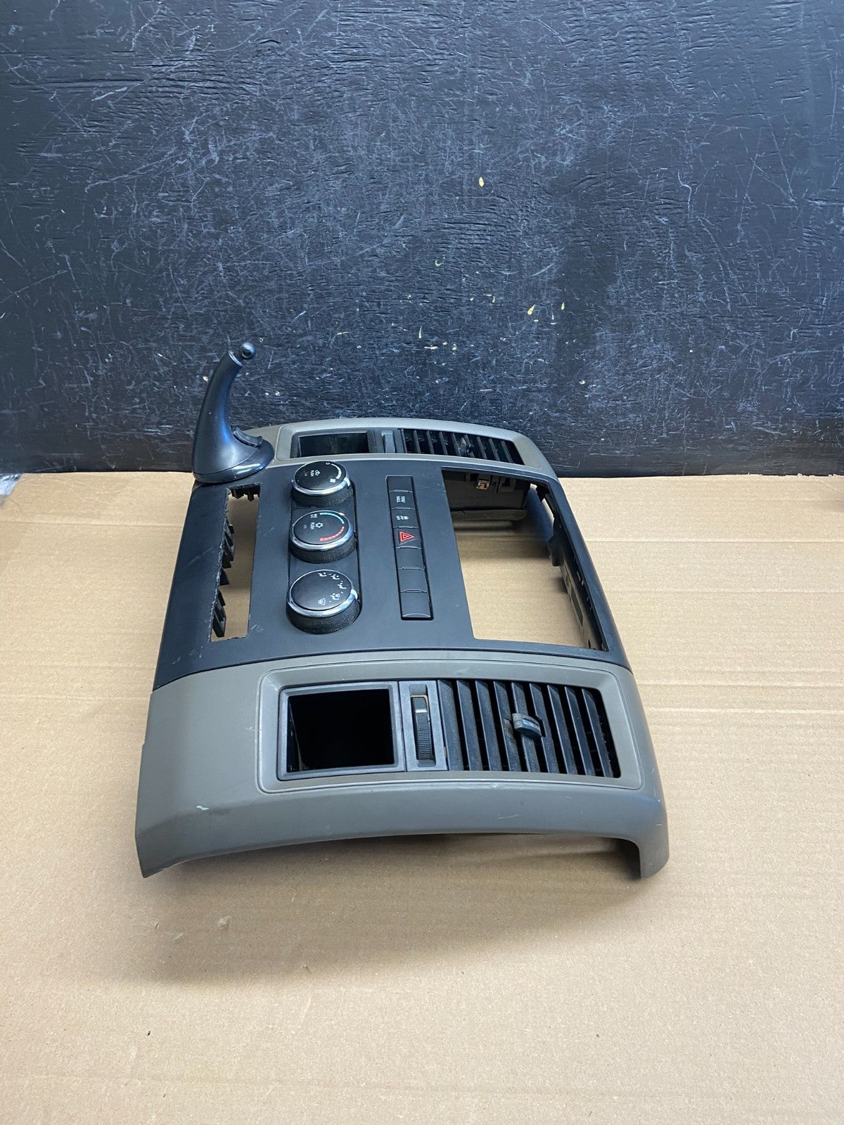 2009 to 2012 Dodge Ram 1500 Center Dash Radio Screen Climate Panel AG0446 DG3