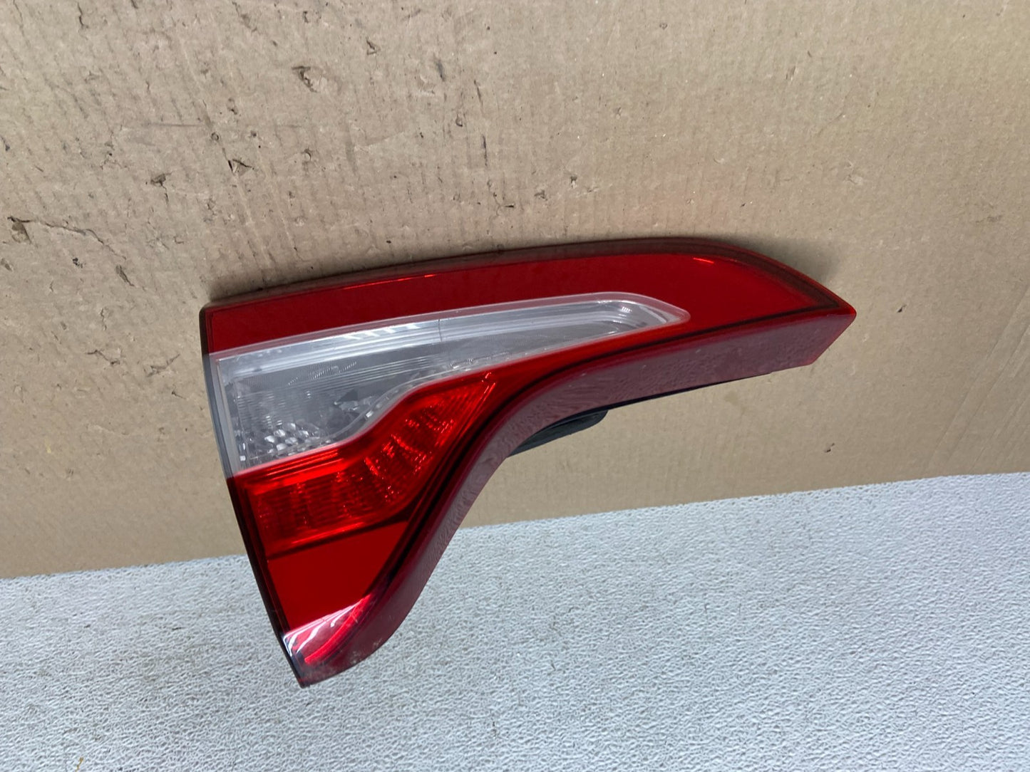 2014 - 2015 Kia Sorento SX Left Driver LH Side Inner Tail Light AE9709 LK0