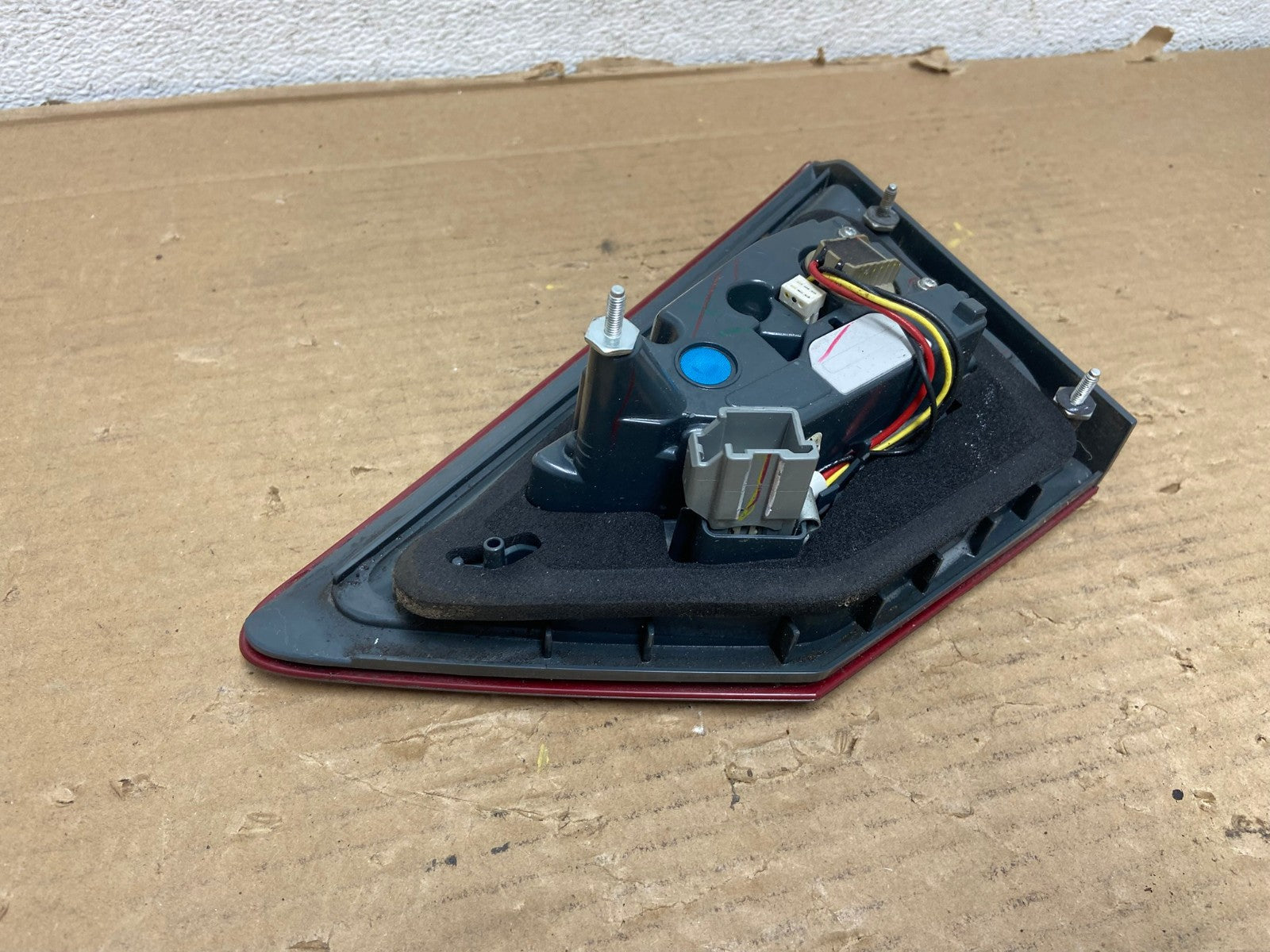 2013 to 2016 Ford Fusion Left Driver Side Tail Light Inner AG9287 LK5