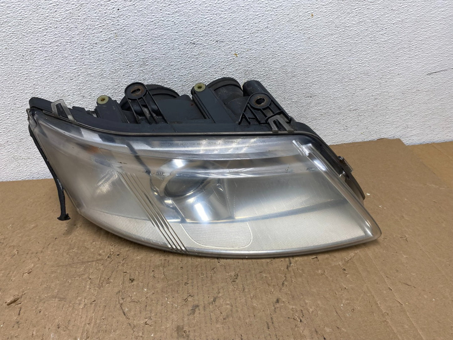 2003 - 2007 Saab 9-3 Right Passenger Headlight Halogen AD8216 DW0