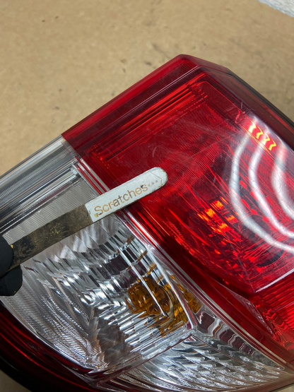 2011 to 2017 Nissan Quest Passenger Right Side Tail Light AI3722 LK3