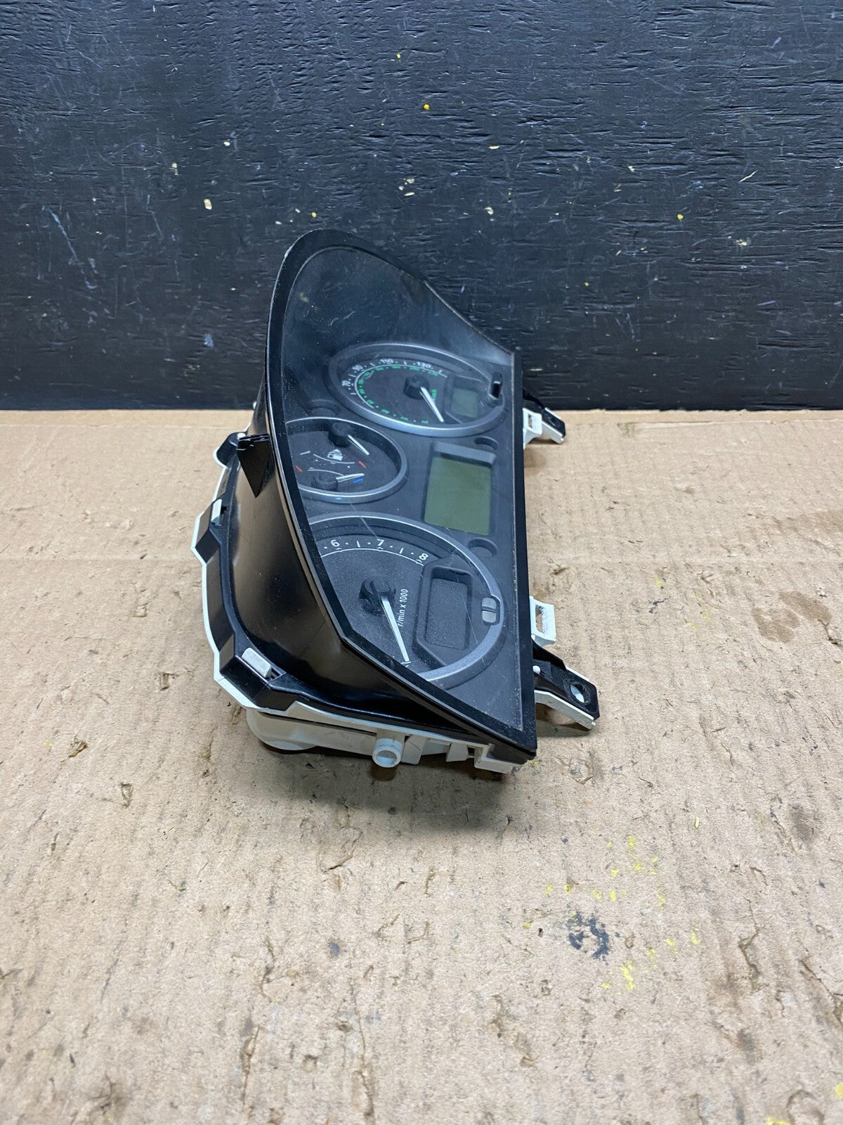 2006 Land Rover Range Rover Sport Speedometer Cluster Gauge M8262 PS2