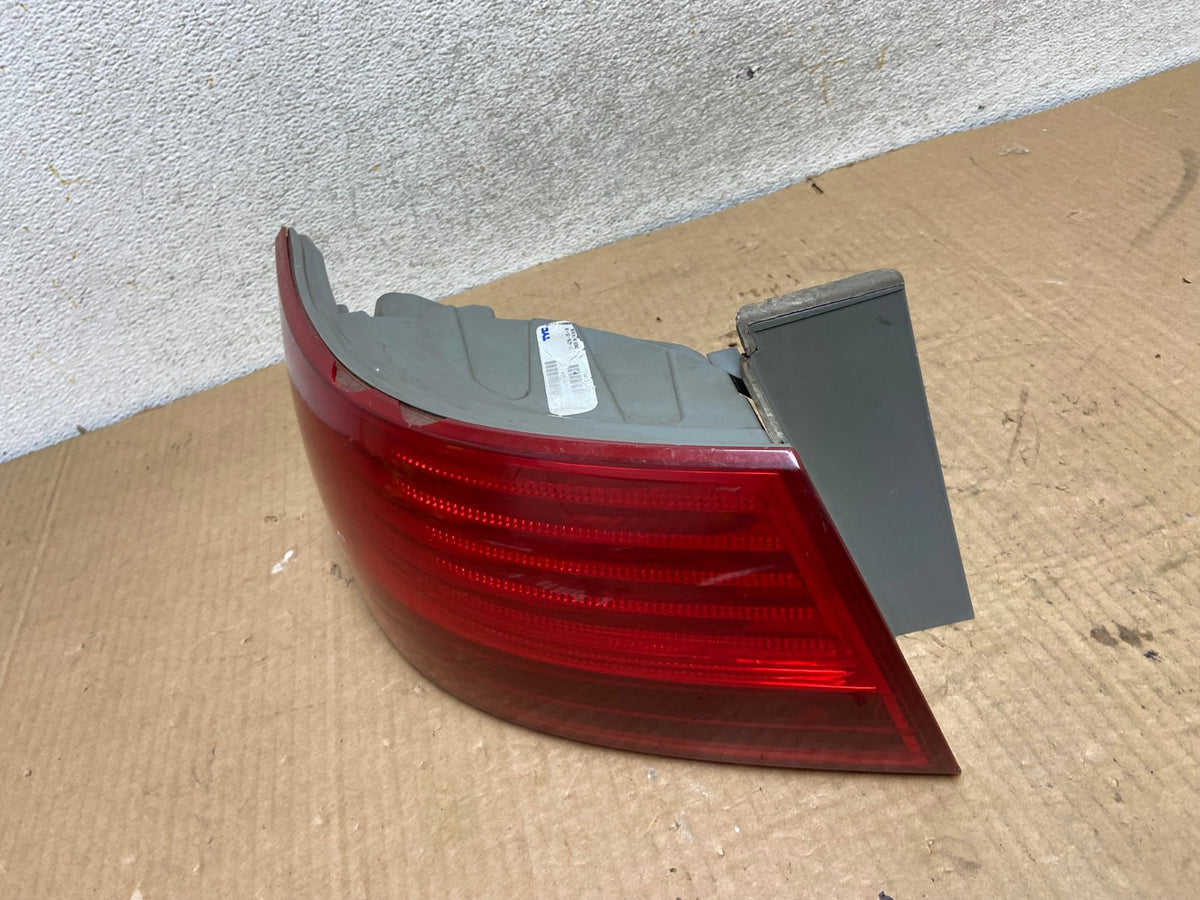 2009 to 2010 Hyundai Sonata Left Driver Lh Side Tail Light DEPO AI8135 LK1