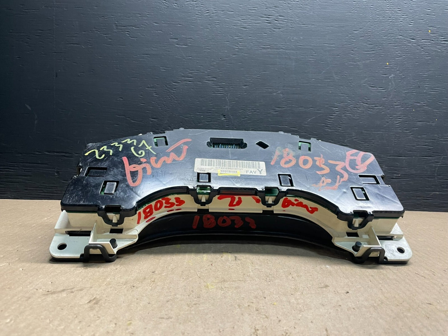 2004 to 2007 Chevrolet Express Speedometer Cluster Gauge F0666 PS6