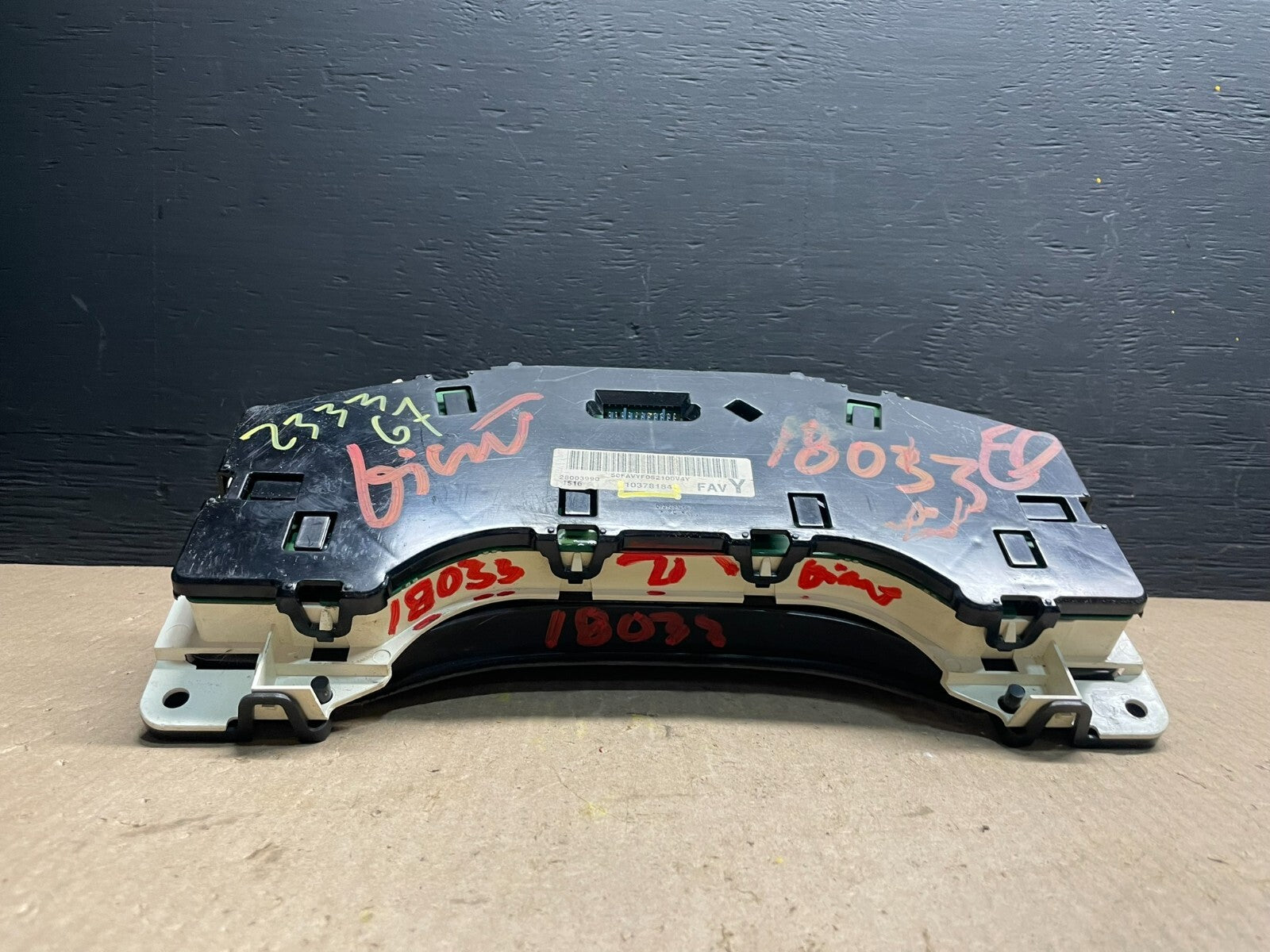 2004 to 2007 Chevrolet Express Speedometer Cluster Gauge F0666 PS6