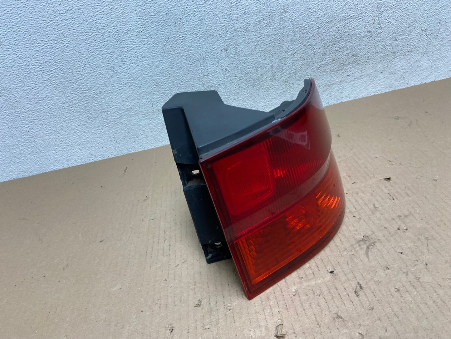 1999 2000 2001 Honda Odyssey Right Passenger Side Tail Light AE7294 LK2