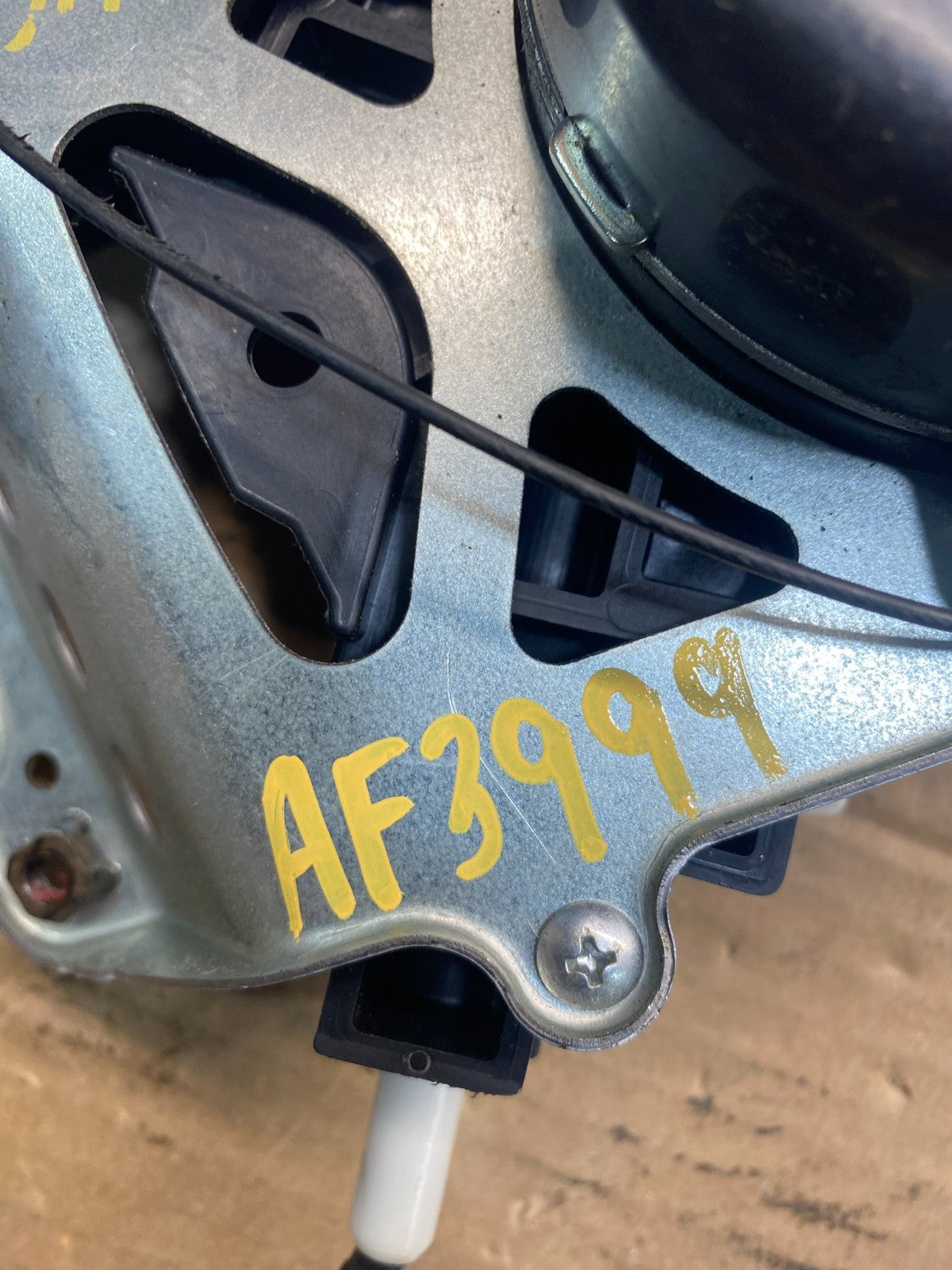 2005 - 2010 Honda Odyssey Rear Right Sliding Door Lock Actuator Motor AF3999 DW6