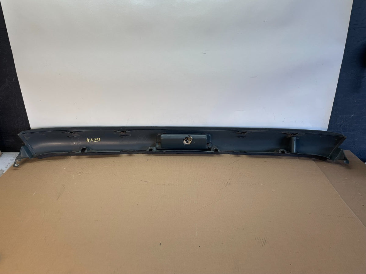 1996 to 2002 Chevrolet Express 3rd Third Brake Light Trim Spoiler ai4251 DG4